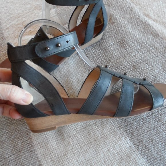 New Matt Bernson Black Leather Gladiator Ankle Strap Sandals Size 8 - Picture 6 of 12